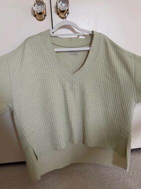 Urban Outfitters Oversized Pullover/Sweatee